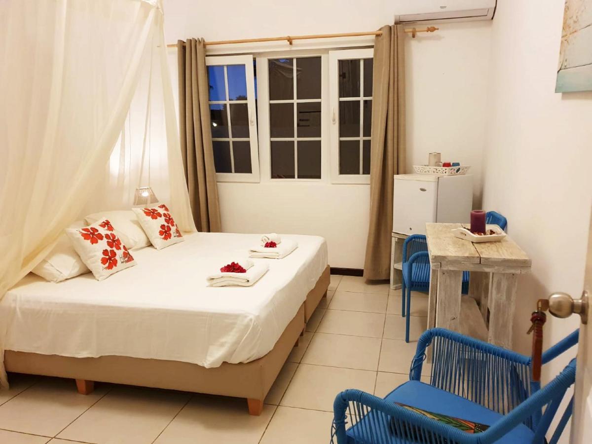 Hibiscus Beach House Jan Thiel Esterno foto